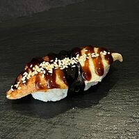 Суши с угрем в MySushi