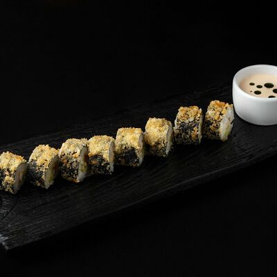 Теплый ролл с угрем и имбирным соусом в Кабуки по цене 520