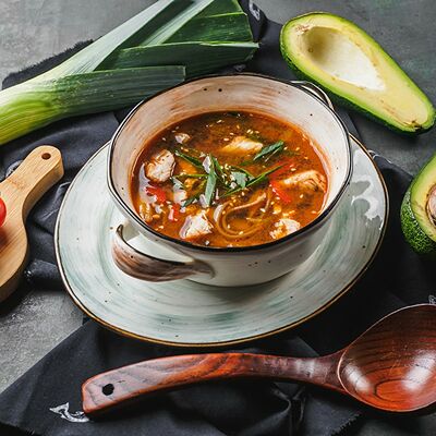 Суп азиатский с морепродуктами в Maki Family по цене 359