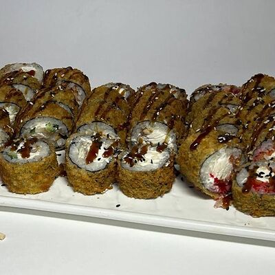 Сет горячих роллов в Iago по цене 1700 ₽