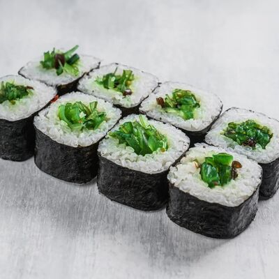 Ролл с чукой в Yummy yummy по цене 115 ₽