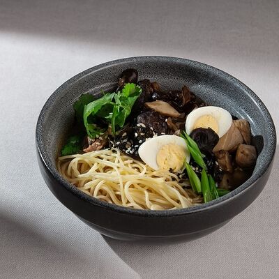 Суп грибной с лапшой в Sarang по цене 516 ₽