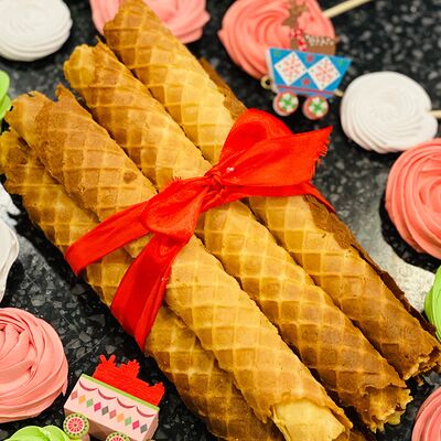 Трубочка вафельная со сгущенкойв Рябинушка по цене 195 ₽