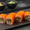 Калифорния с лососем в Sushi City по цене 680