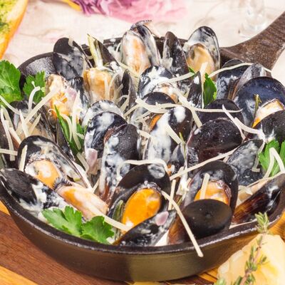 Мидии Гурмэ в сливочно-сырном соусе в Луиджи & Тосё по цене 359