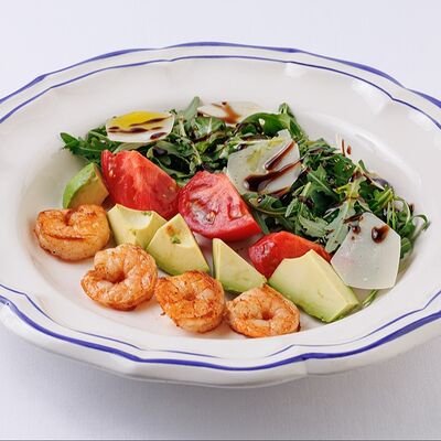 Салат с креветками в Mela по цене 1020 ₽