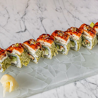 Ролл Дракон с угрем унаги в Dragon по цене 1920 ₽