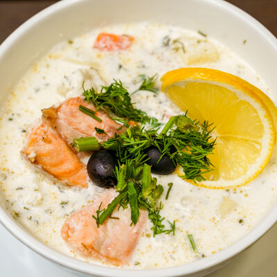 Уха по-норвежски в Эра Вкуса по цене 200 ₽