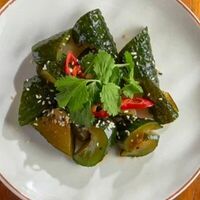 Битые огурцы в BBQ Beer Restaurant