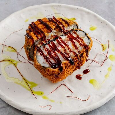 Суши-бургер с лососем в Аками рамен по цене 470 ₽