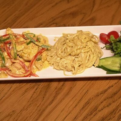 Курица Карри в сливочном соусе в Мастер Донер по цене 3800 ₸