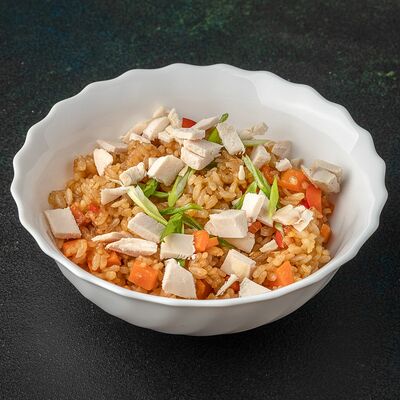 Тяхан с курицей в Orisushi по цене 390 ₽