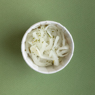 Лук маринованный в МясоРыбка по цене 40 ₽