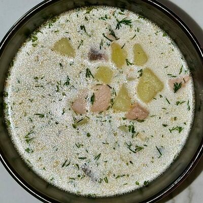 Сливочный суп с лососем и судаком в Kaif Lounge по цене 800 ₽