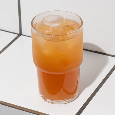 Лимонад гранат-мята в SALUT! по цене 330 ₽