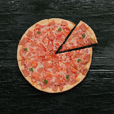 Пицца с ветчиной на тонком тесте 43 см в NY Pizza по цене 877 ₽