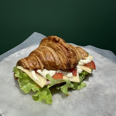 Круассан Питательная ветчина в Круассан по цене 690 ₽