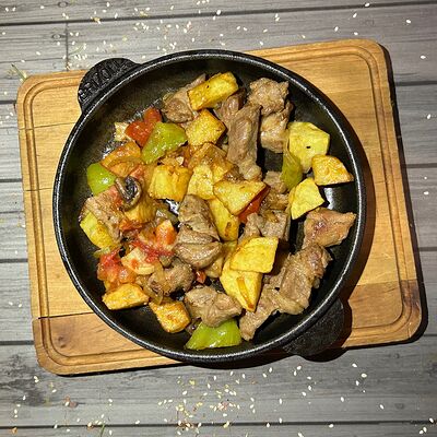 Жаркое из свинины в Старый Город по цене 570 ₽