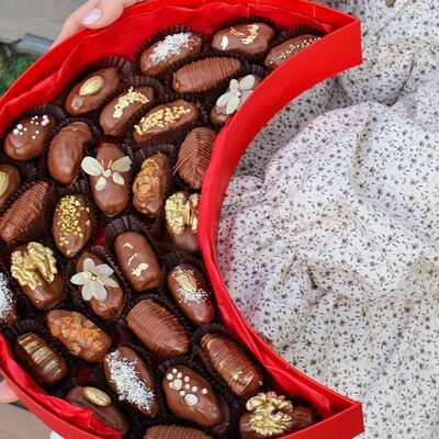 Месяц с королевскими финиками в шоколадев Kissberry по цене 6800 ₽