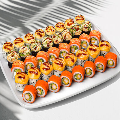 Сет для троих в Вкус и лосось по цене 3950 ₽