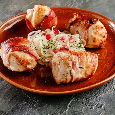 Куриное филе в беконе в ТОПОР по цене 590 ₽