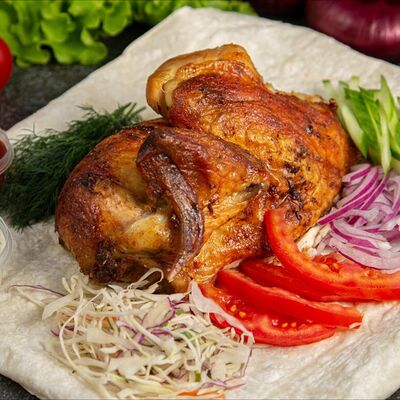 Курица гриль в лаваше с овощами и соусами в Гриль кинг по цене 1150 ₽