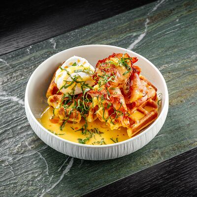 Вафли с беконом в Артхаус по цене 850 ₽