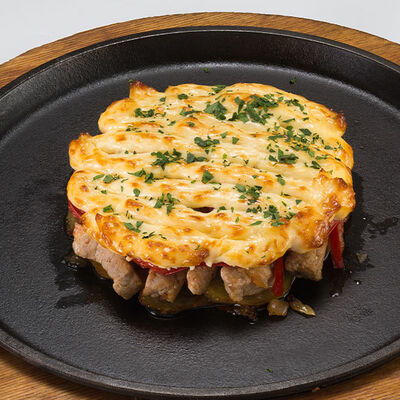 Мясо по-французски в Колбасофф по цене 330