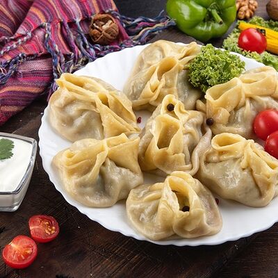 Манты с говядиной (5 шт) в Шашлык юга Краснодар по цене 600 ₽