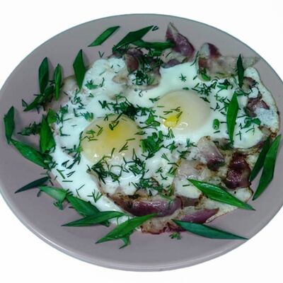 Яичница с беконом в У Сватов по цене 260 ₽