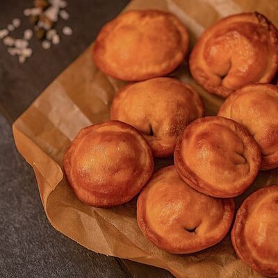 Пельмени жареные 10 шт в Holy hop по цене 350 ₽