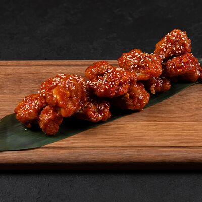 Куриное филе в кляре в остро-сладком соусе в Soju по цене 1215 ₽