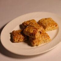 Печенье Сырный крекер в Опера