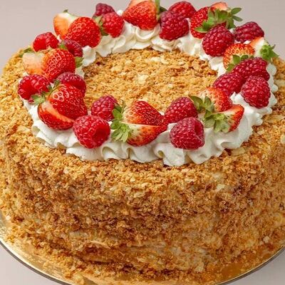 Наполеон со свежей малиной в Mosdesserts по цене 7400 ₽