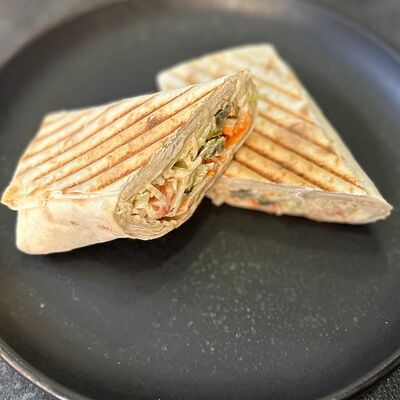 Шаурма вегетарианская в Чебуреки и не только по цене 350 ₽