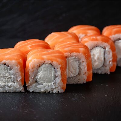 Суши роллФиладельфия в Sushiwok по цене 3550 ₸