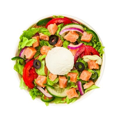 Салат Лосось, крем-чиз в Subway & SUBJOY по цене 540 ₽