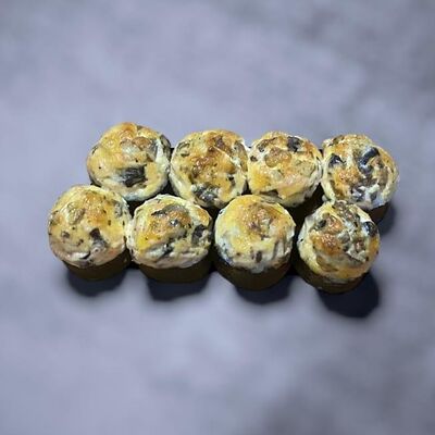 Запеченный ролл с курицей и грибами в Будь проще по цене 559 ₽