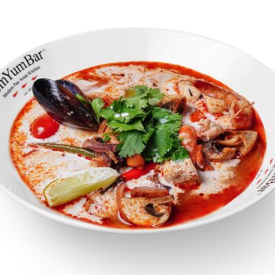 TomYum с морепродуктами и доброй порцией пропаренного риса в TomYumBar по цене 888 ₽