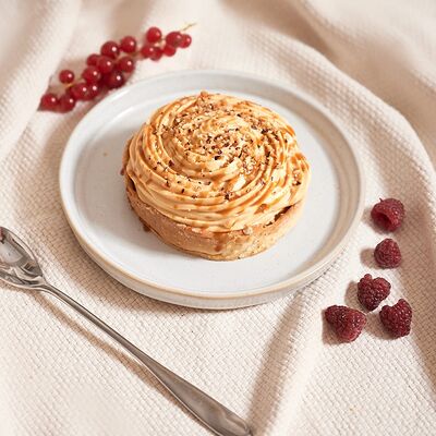 Тарт с фундуком и карамелью в Debaton по цене 348