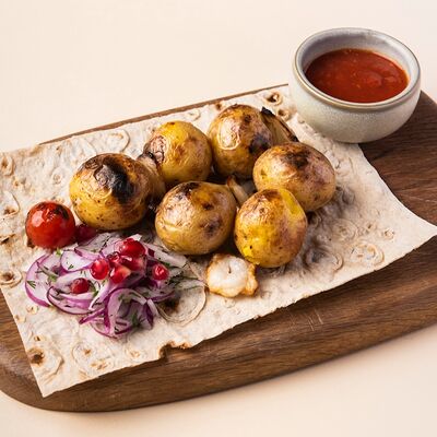 Мини-картофель на углях в Mouflon по цене 480 ₽