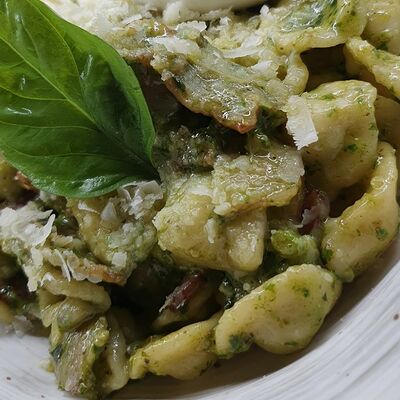 Орекьетте песто и бекон в Perbacco Italian Restobar по цене 1050 ₽