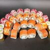 Лососик в OMAKASE SUSHI ROLLS по цене 4490