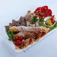 Мясное ассорти в Yummykebab