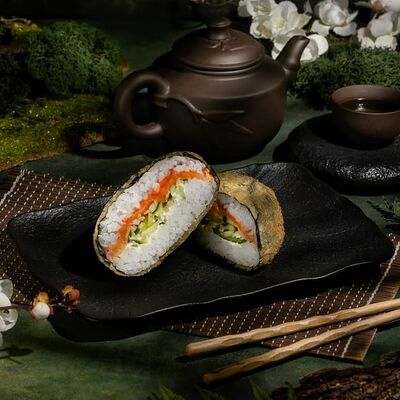 Суши Бургер Лосось 🍔 в Max & Pizza по цене 299 ₽