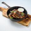 Цыпленок-корнишон с овощами в Банкет Холл Амакс по цене 780