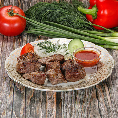 Шашлык из говядины кусковой в Чайхана Мадина по цене 626 ₽
