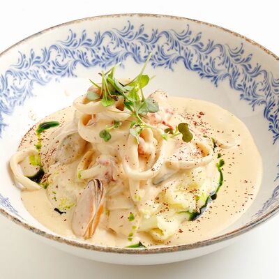 Строганов из кальмаров и мидий в Эй, Джованни! по цене 765 ₽