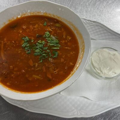 Солянка сборная в Хинкальная по цене 550 ₽