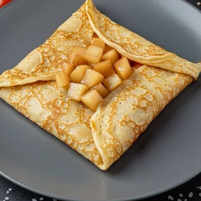 Блин с яблоком и корицей в Proжарка по цене 240 ₽